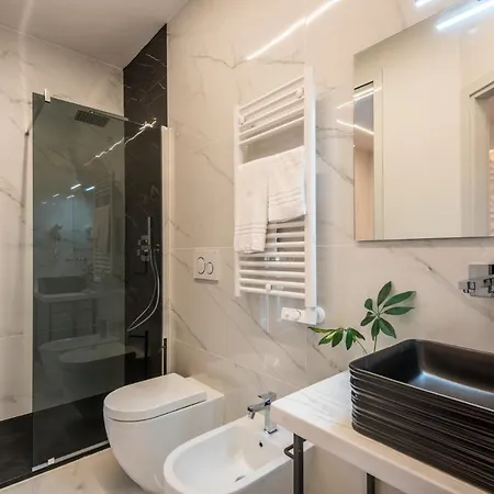 Smart Abbadia S S - Luxurymodernstyle Con Cucina Condivisa * Abbadia San Salvator